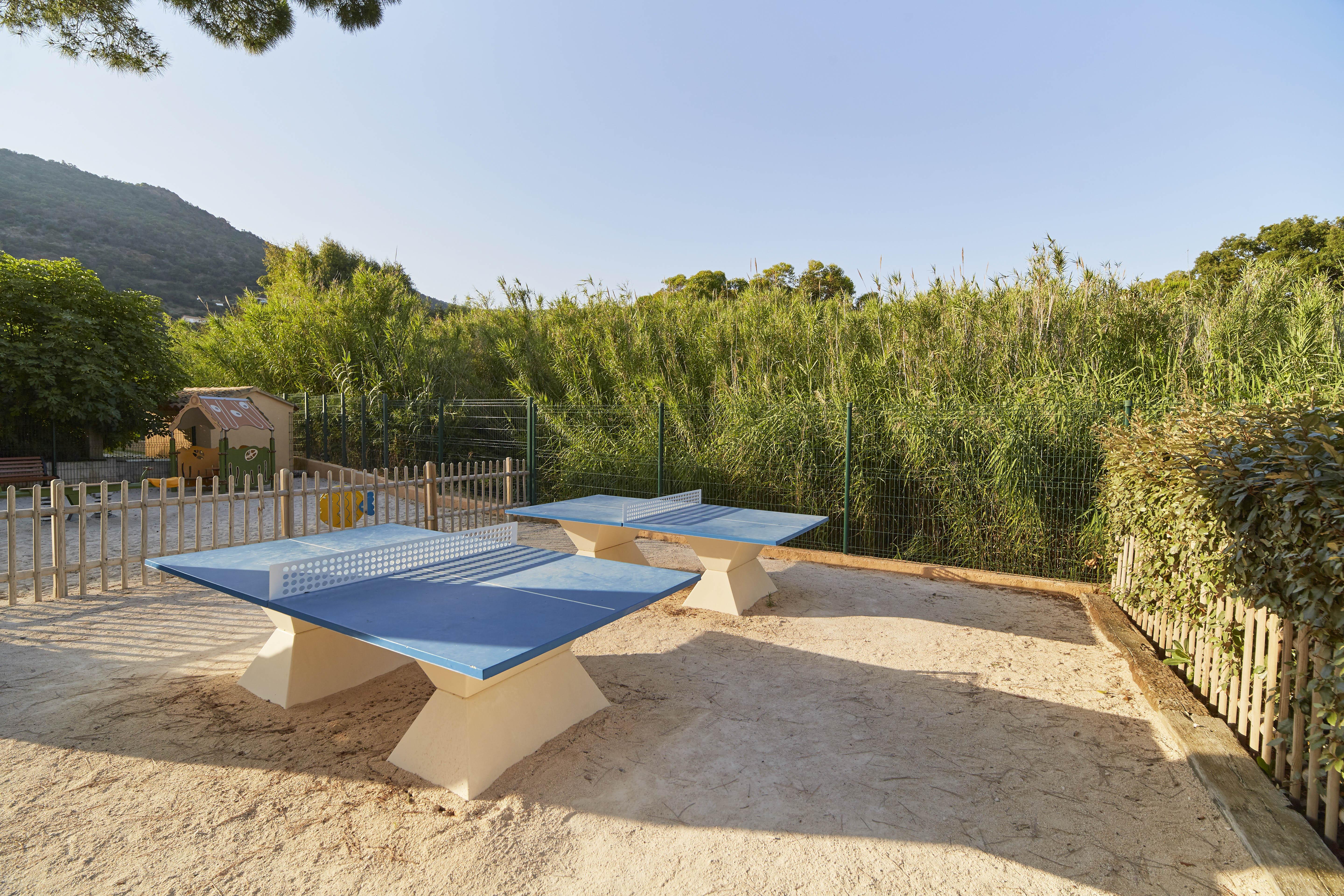 Residence Pierre & Vacances L'Anse De Pramousquier Le Lavandou Buitenkant foto