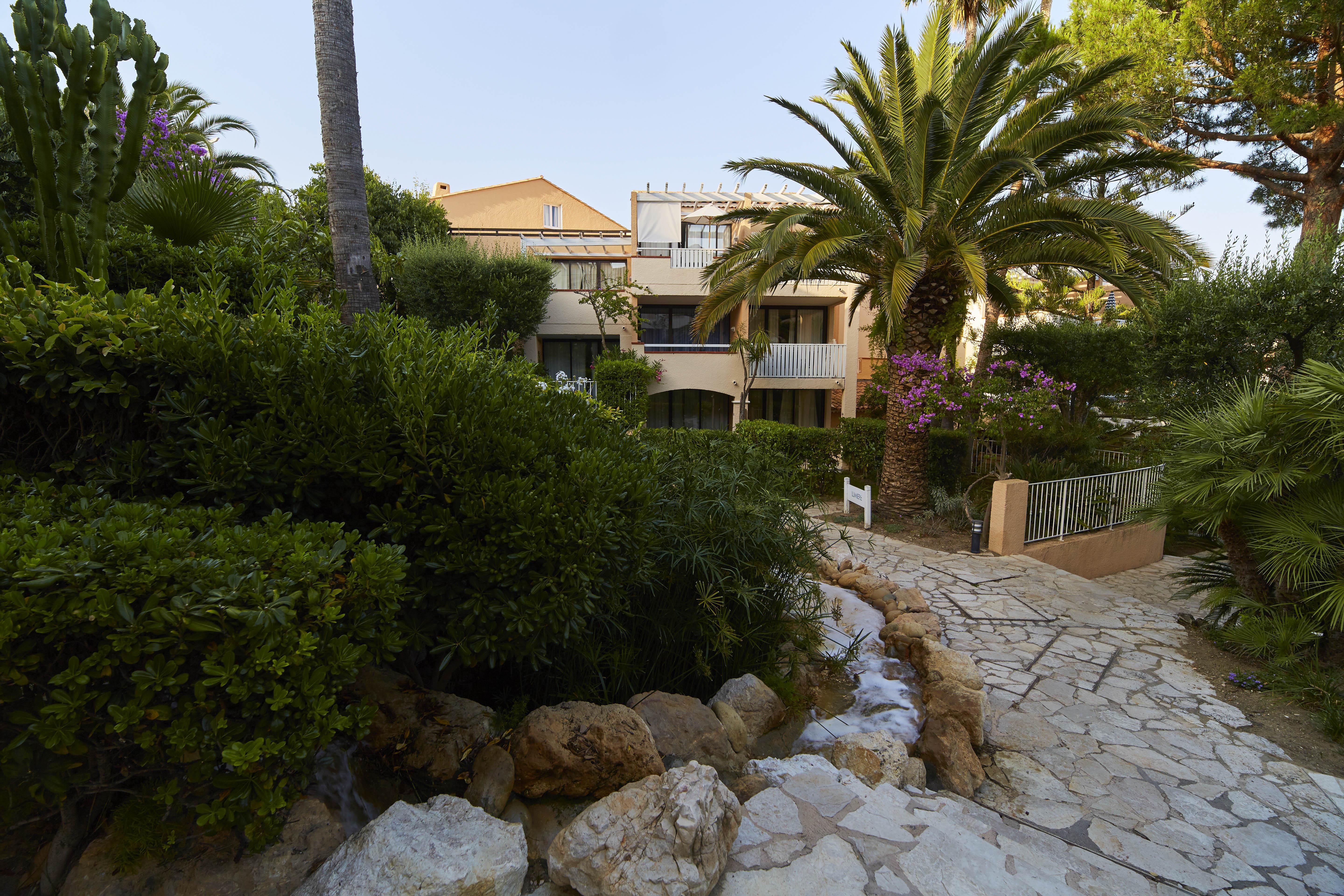 Residence Pierre & Vacances L'Anse De Pramousquier Le Lavandou Buitenkant foto