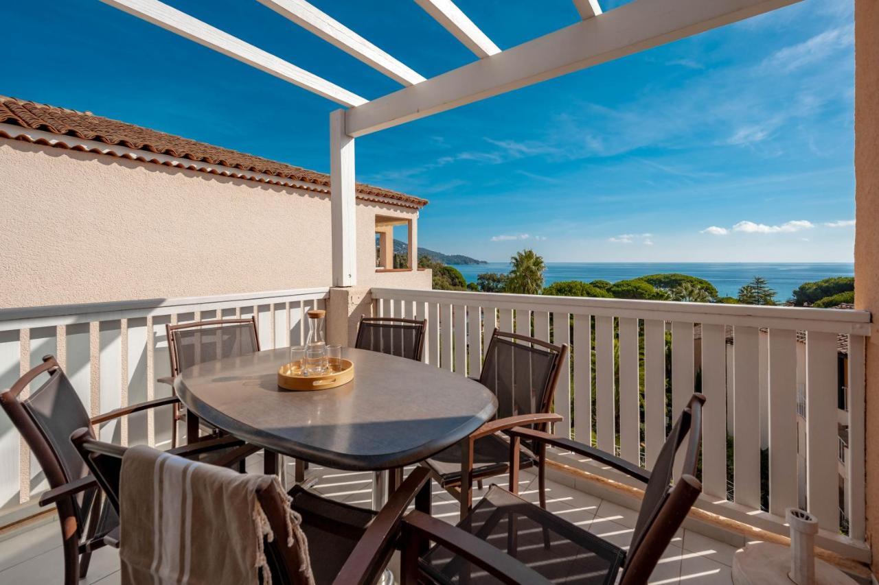 Residence Pierre & Vacances L'Anse De Pramousquier Le Lavandou Buitenkant foto