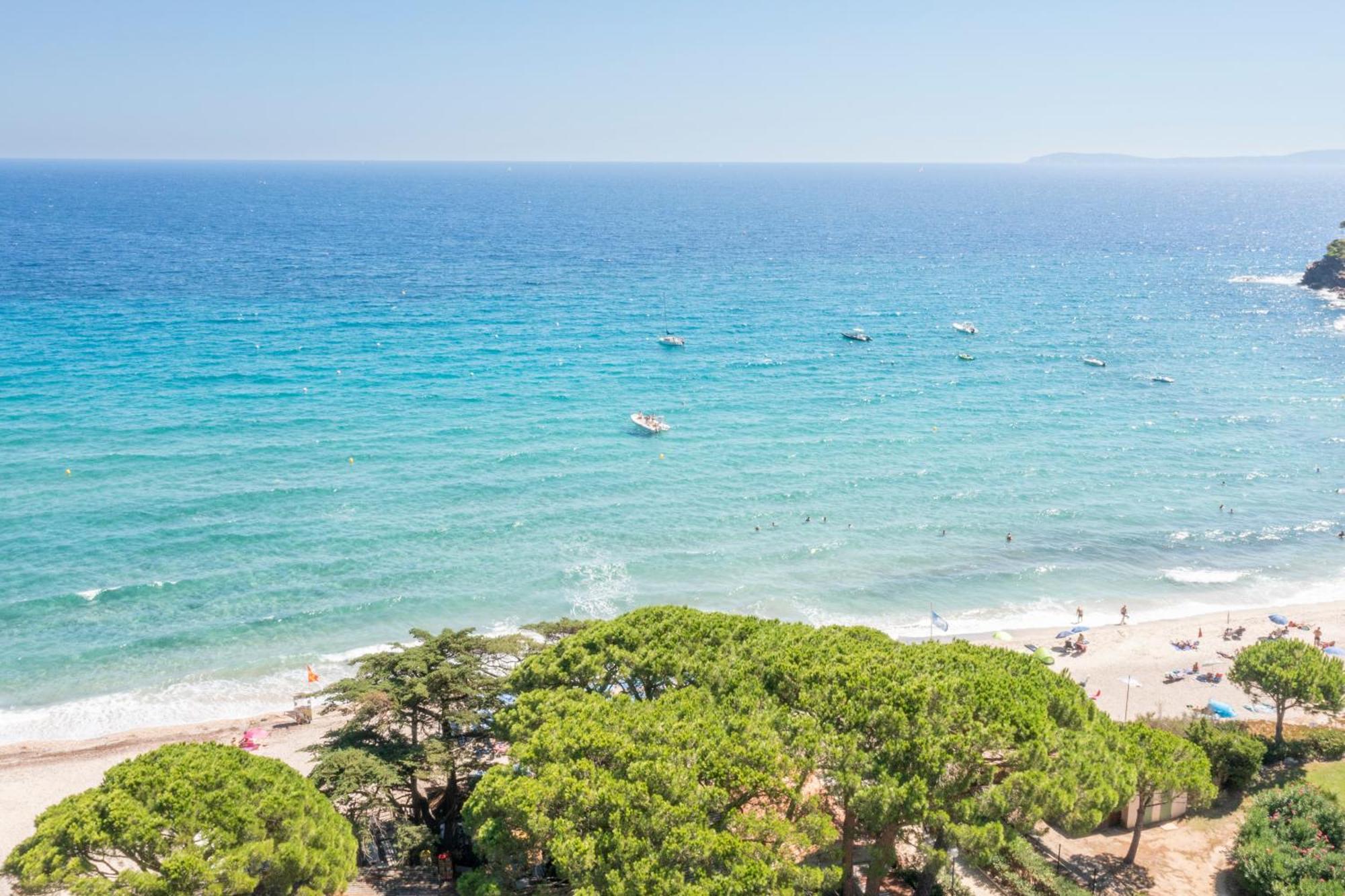 Residence Pierre & Vacances L'Anse De Pramousquier Le Lavandou Buitenkant foto